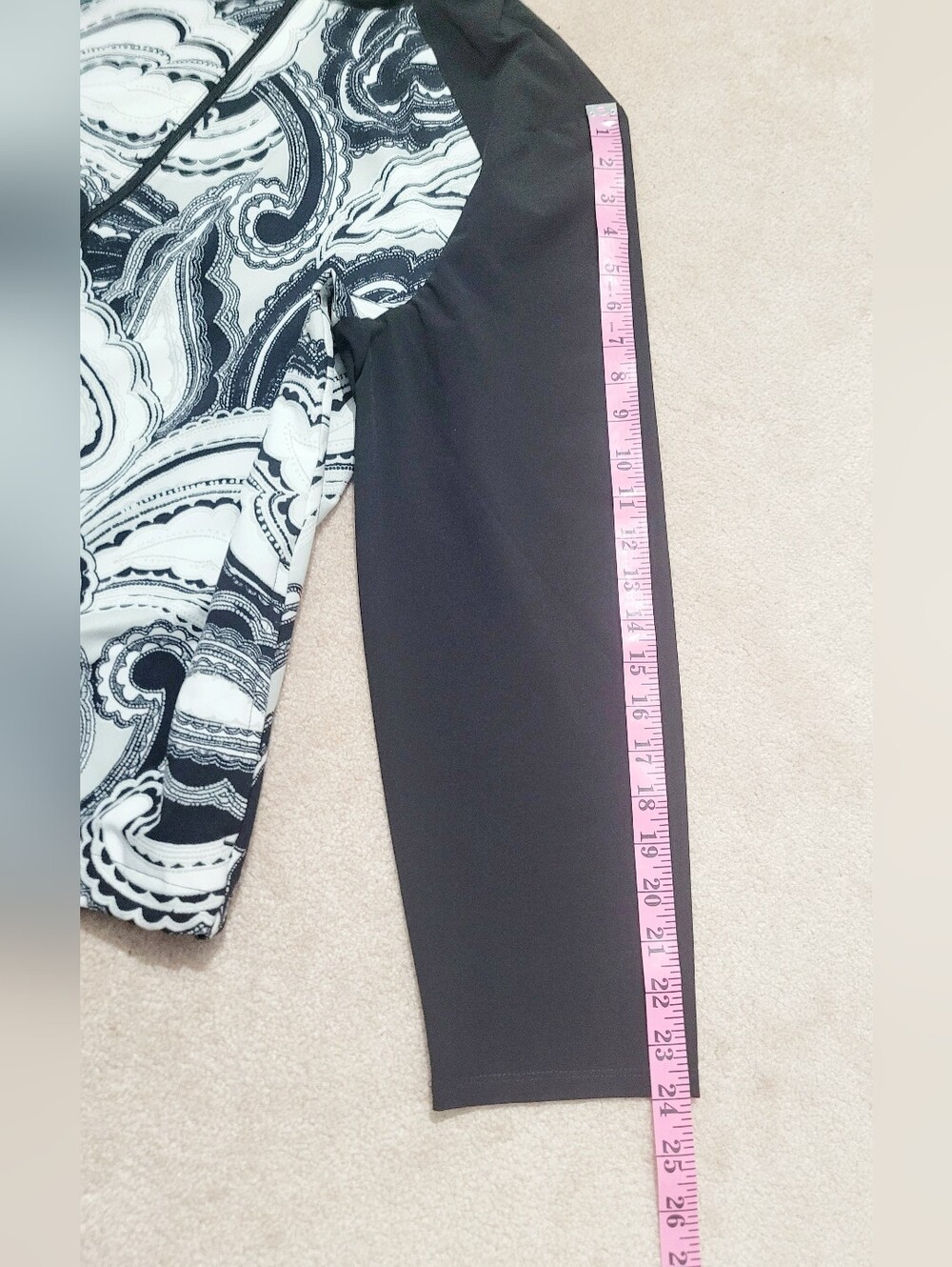 Plus Chico’s Zenergy UPF 50+ Paisley Zip Jacket Black White Size 18/18 NWT - Picture 12 of 16